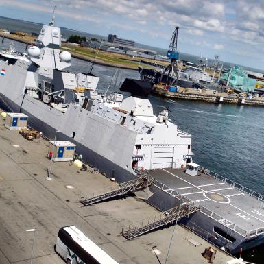 Zr.Ms. Evertsen (F805). Foto door Robert Koopman