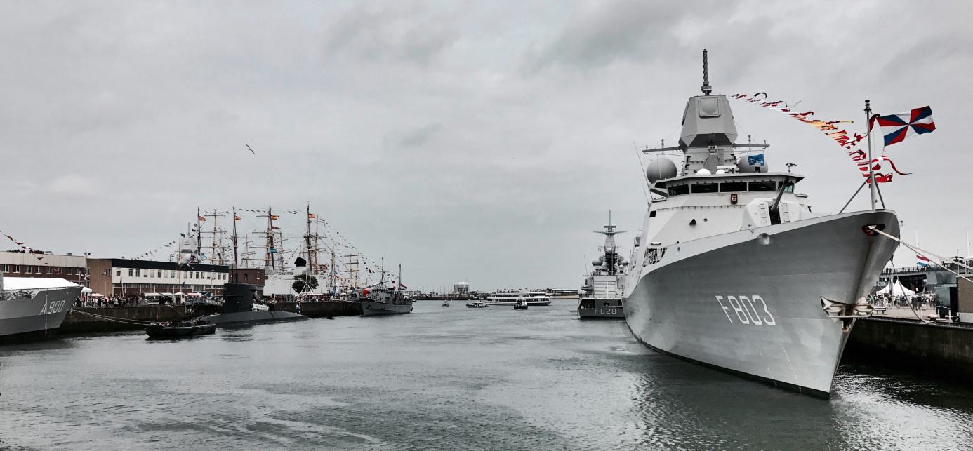 Zr.Ms. tromp (F803). Foto door Robert Koopman