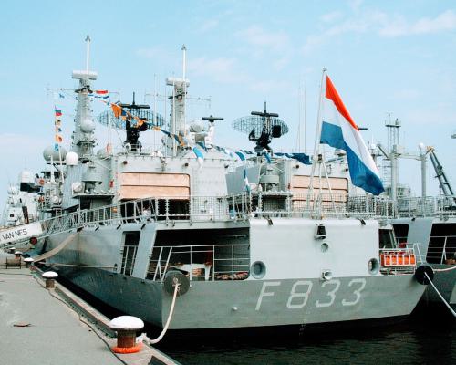 Van Nes (F833)