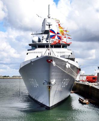 Zr.Ms. De Ruyter (F804)