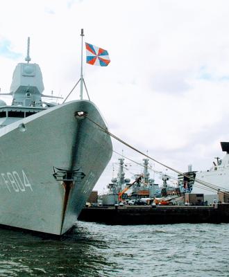 Zr.Ms. De Ruyter (F804)
